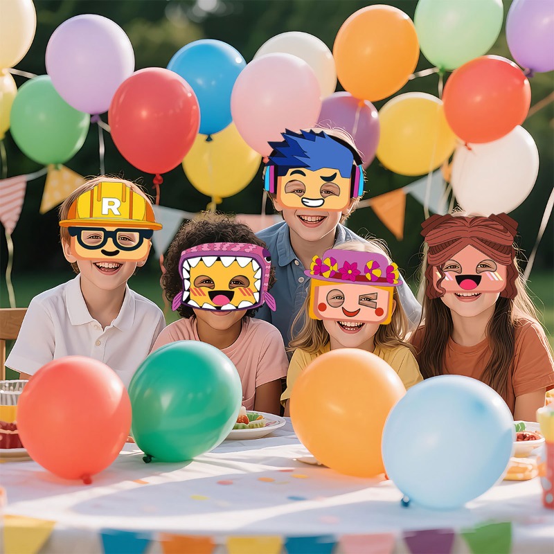 12 Maschere di Carta a Tema RO - Party Games In Roblox recensione e prezzo